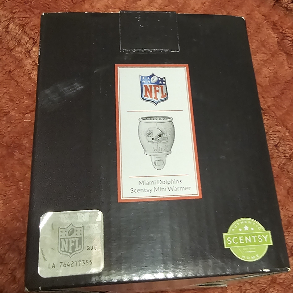 Scentsy Miami Dolphins Mini Warmer - Black and White
